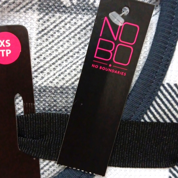 Brand New NO BOUNDARIES 2-PIECE WAFFLE PRINT LONG SLEEVE & PANT PJ'S SET-XS - Picture 4 of 4